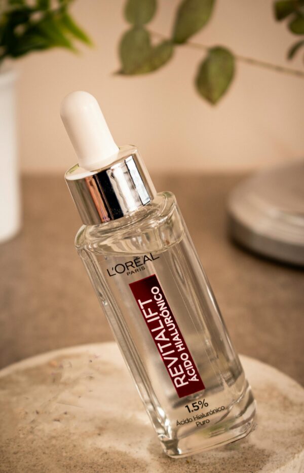 Hyaluronic Acid Serum - Image 2